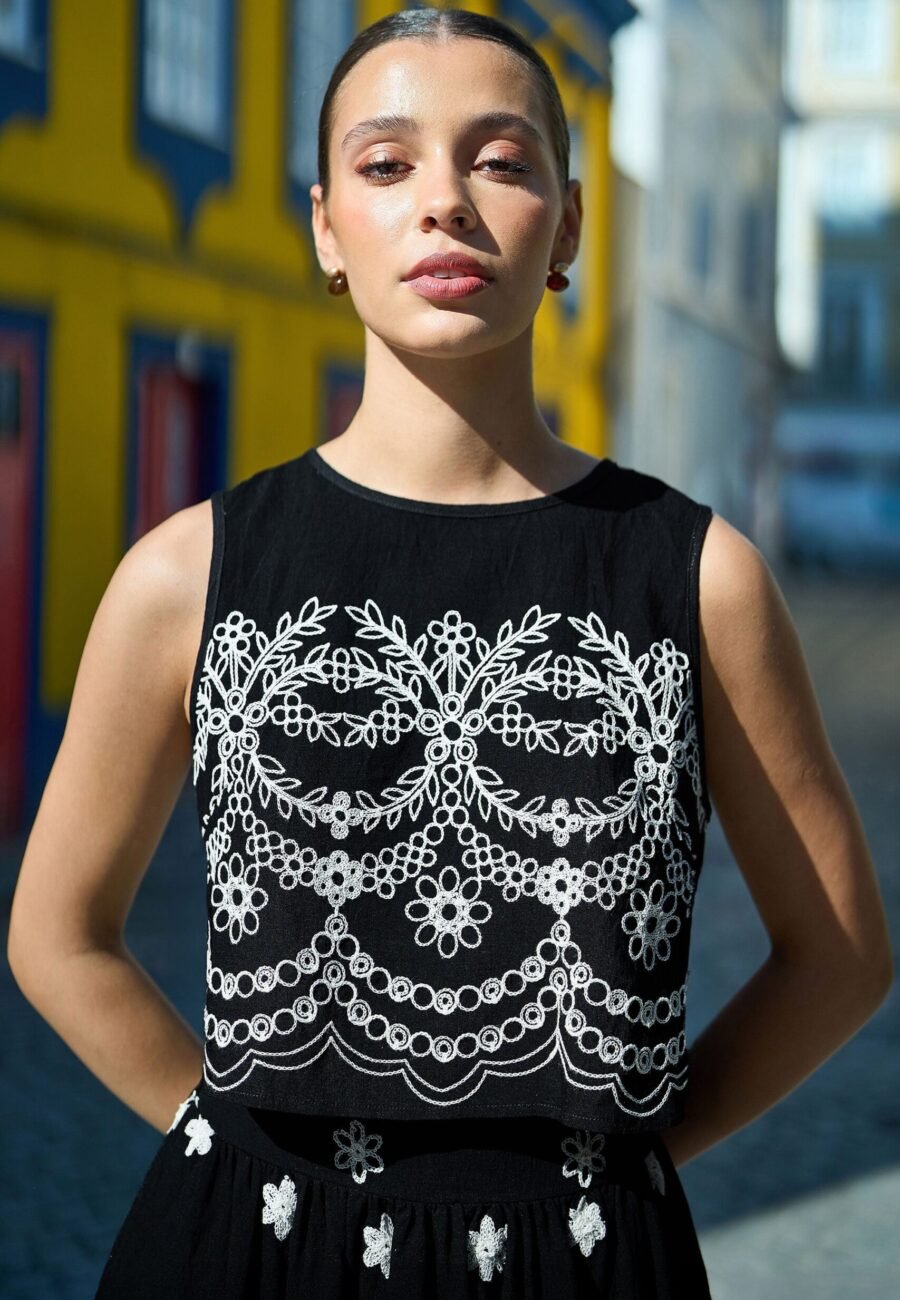 Yumi Black Embroidered Crop Top